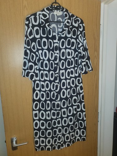 Stylish dress linea size - by, 14