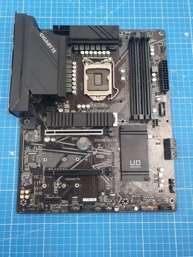 Gigabyte z590 ac - gigabyte, ud