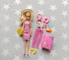 Barbie Summer Holiday Travel Playset Suitcase Hat Beach Bag Towel Sarong Heels
