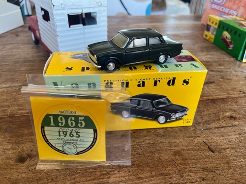 Corgi vanguards ford - corgi,