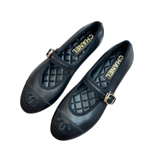 Chanel black leather - black,