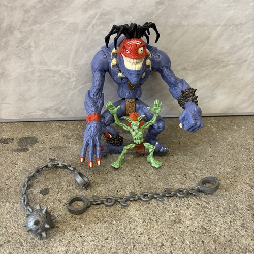 1998 vintage small soldiers - small,