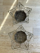 Set Of 2 Metal Wire Star Shaped Baskets With Golden Finish Stackable Storage