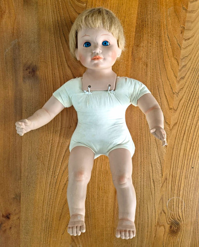 Baby doll porcelain - porcelain, and