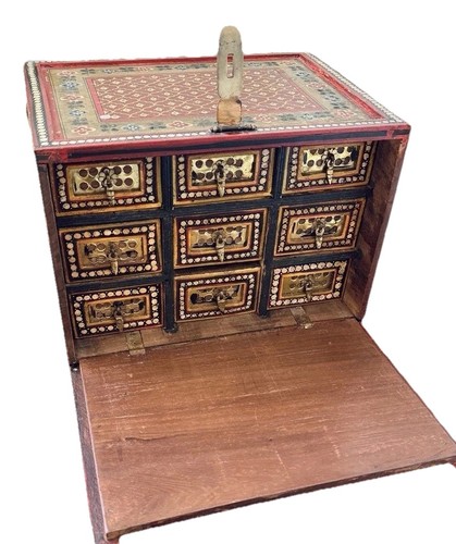 Indian apothecary chest 9 - apothecary,