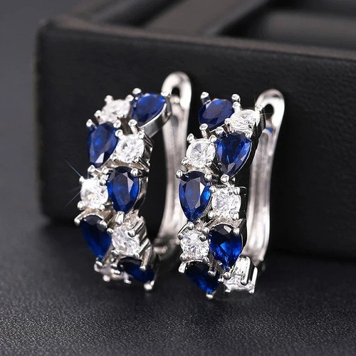 Blue sapphire cubic zirconia - &,