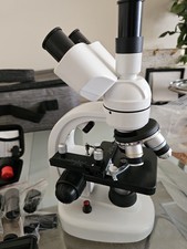 Trinocular Microscope