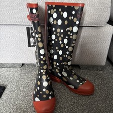 New, Easy Wellies Ladies Black