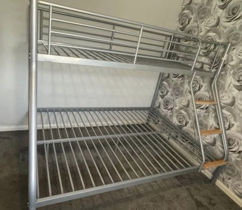 Triple bunk bed - bed, 3ft