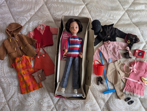 Sindy brunette c1964 boxed