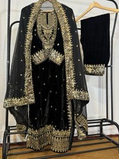 Beautiful 3 Piece Velvet Sequin Embroidered Suit Indian asian Wear