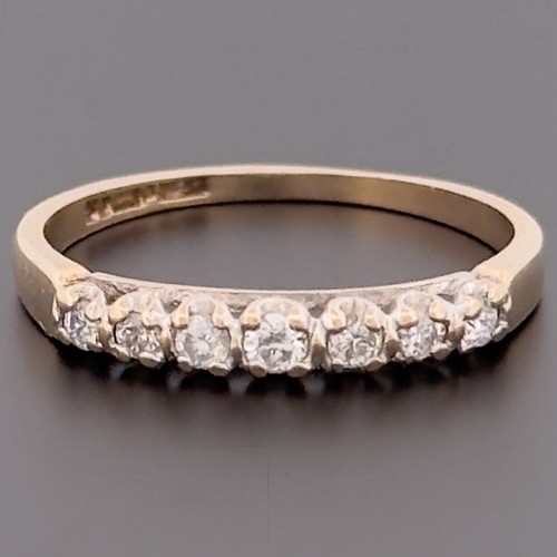 9ct yellow gold - gold, diamond