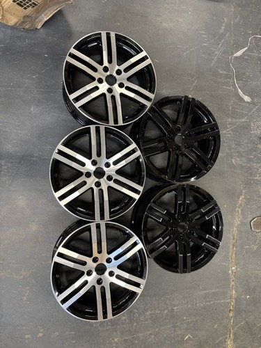 Alloy wheels mixed colors - 18",