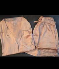 Victoria's Secret Women's pink