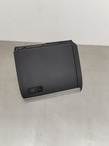 Jetta 2013 glove box - 2013,