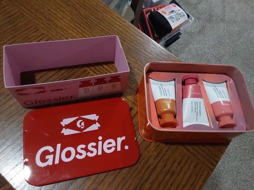 Glossier mini cloud - glossier,