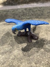 Schleich Blue Hyacinth Macaw 14689 Zoo Pet Bird Rare and Retired Parrot