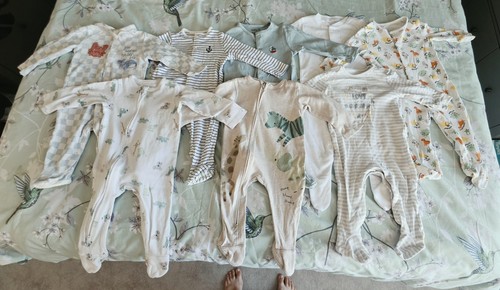 Bundle of babygrow - 8, x