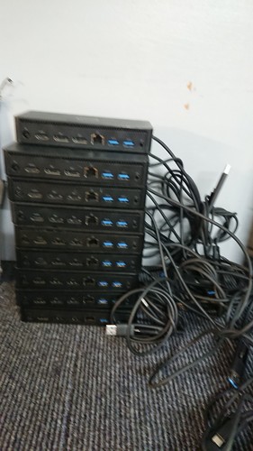 Job lot dell d6000s dock - 17,