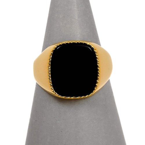 Pre owned 9ct gold - 9ct, onyx