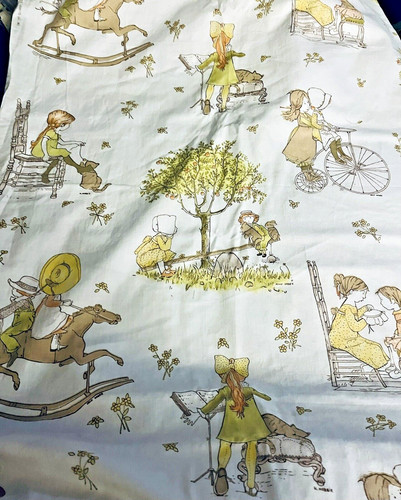 Vtg holly hobbie - holly, scale