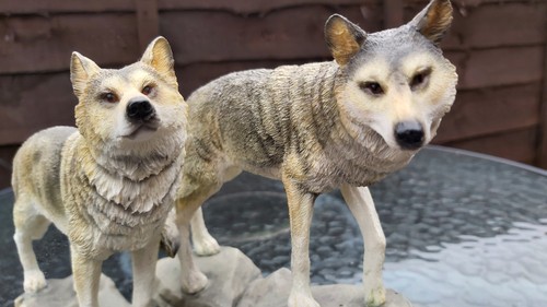 Stunning wolf figurine from - wolf,