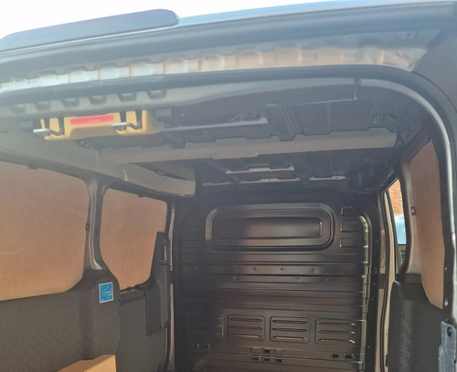 Kia pv5 rear sides and - sides,