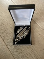 Astee Designer Brooch And Earrings Set