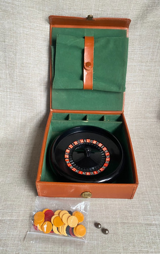 Vintage 1950s travel roulette - vintage,