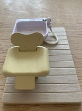 SYLVANIAN FAMILIES - HAIR AND BEAUTY SALON Flair Wash Basin Shower Chair