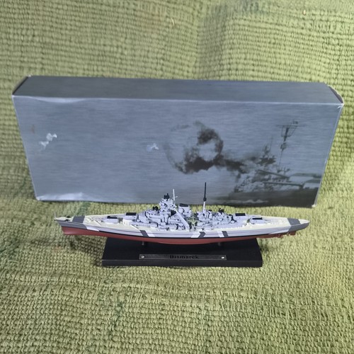 Deagostini battleship bismarck - battleship,