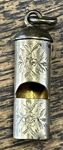 Antique 31mm round - 31mm, brass
