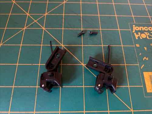 Two gauge couplers possibly - g,
