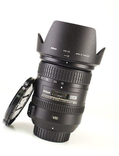 Nikon 200mm 5 - af-s, f3.5-5.6