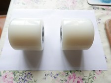 X2 PALLET TRUCK NYLON ROLLERS