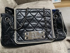 CHANEL authentic vintage quilted black Double chain bag