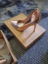 shoes women size 4 gold mirror