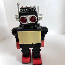 Vintage 80's KAMCO SATURN  TOY