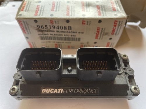 Ducati performance 848 - performance,
