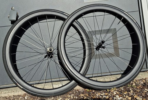 Hunt carbon wide aero - carbon,