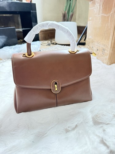 Medium leather shoulder bag - shoulder,