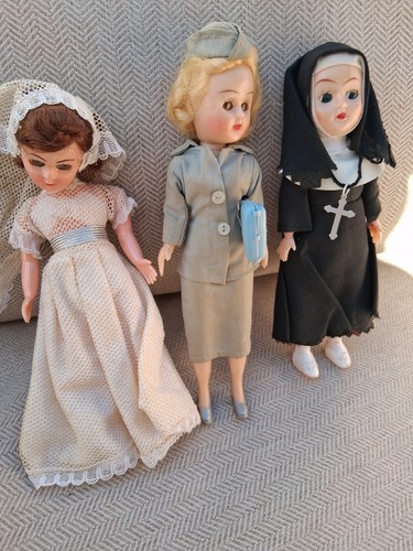 Vintage 60s dolls bride - x,