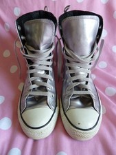 converse chuck taylor sneaker