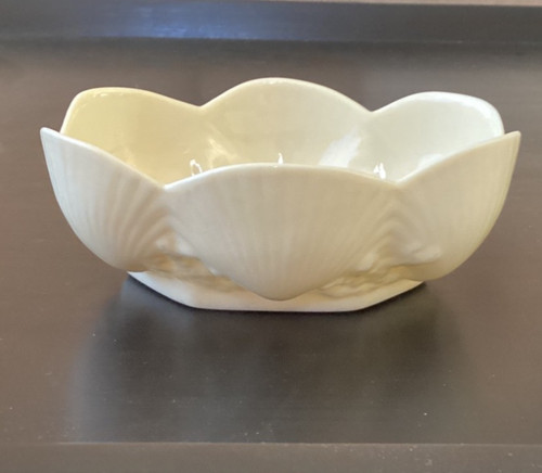 Vtg belleek ireland - ireland, neptune