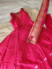 Used Salvar Suit for Girls Size 32 4 Pieces Set