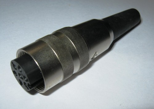 Lumberg kv70 pin - 7-pin, female