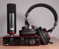 Focusrite Scarlett 2i2 Home