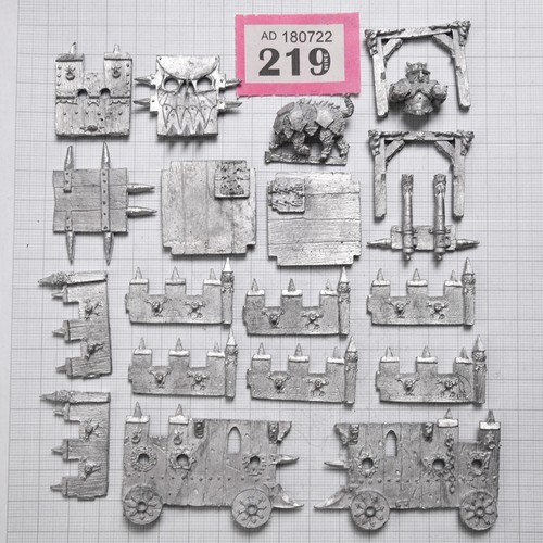 Vintage chaos dwarf - vintage,