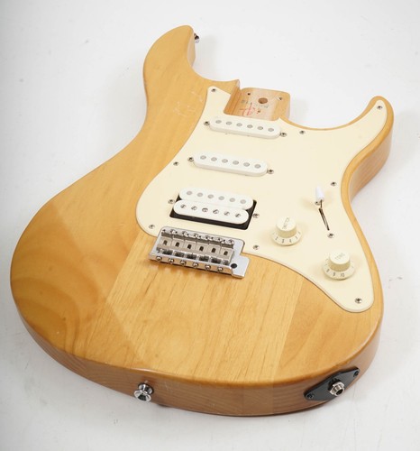 Yamaha pacifica 112 loaded - yamaha,