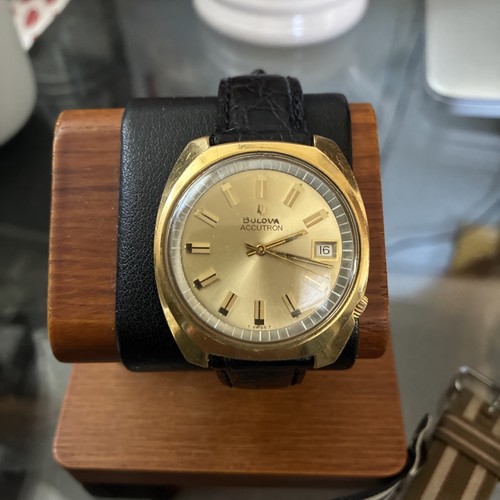 Bulova accutron vintage - accutron,